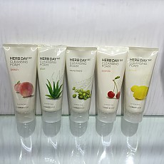 더페이스샵 허브 데이 365 클렌징폼 / THE FACESHOP/ 5종 선택 가능